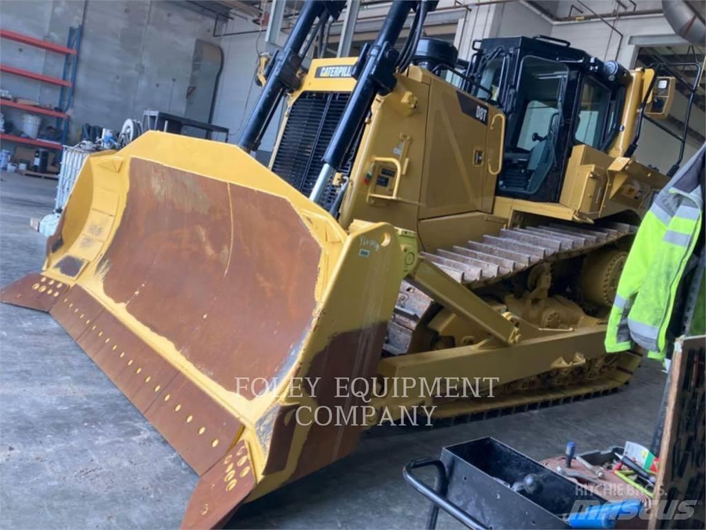 CAT D8T Buldooserid