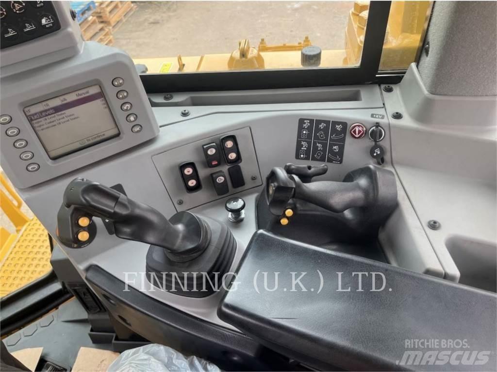 CAT D8T Buldooserid