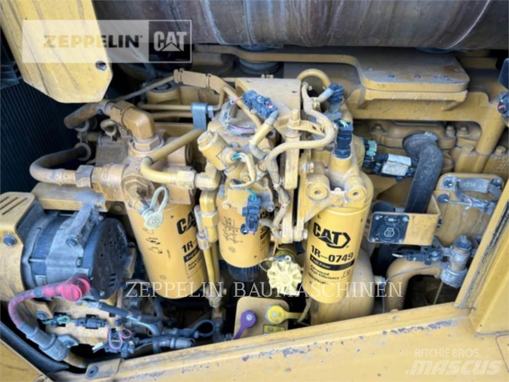 CAT D8T Buldooserid
