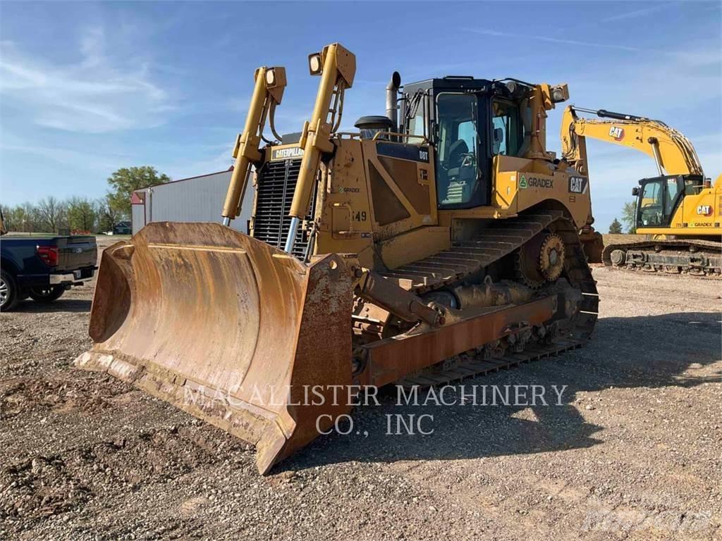 CAT D8T Buldooserid