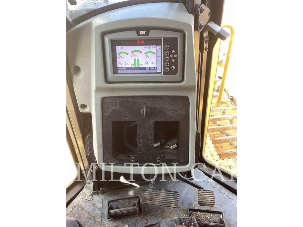 CAT D8T Buldooserid