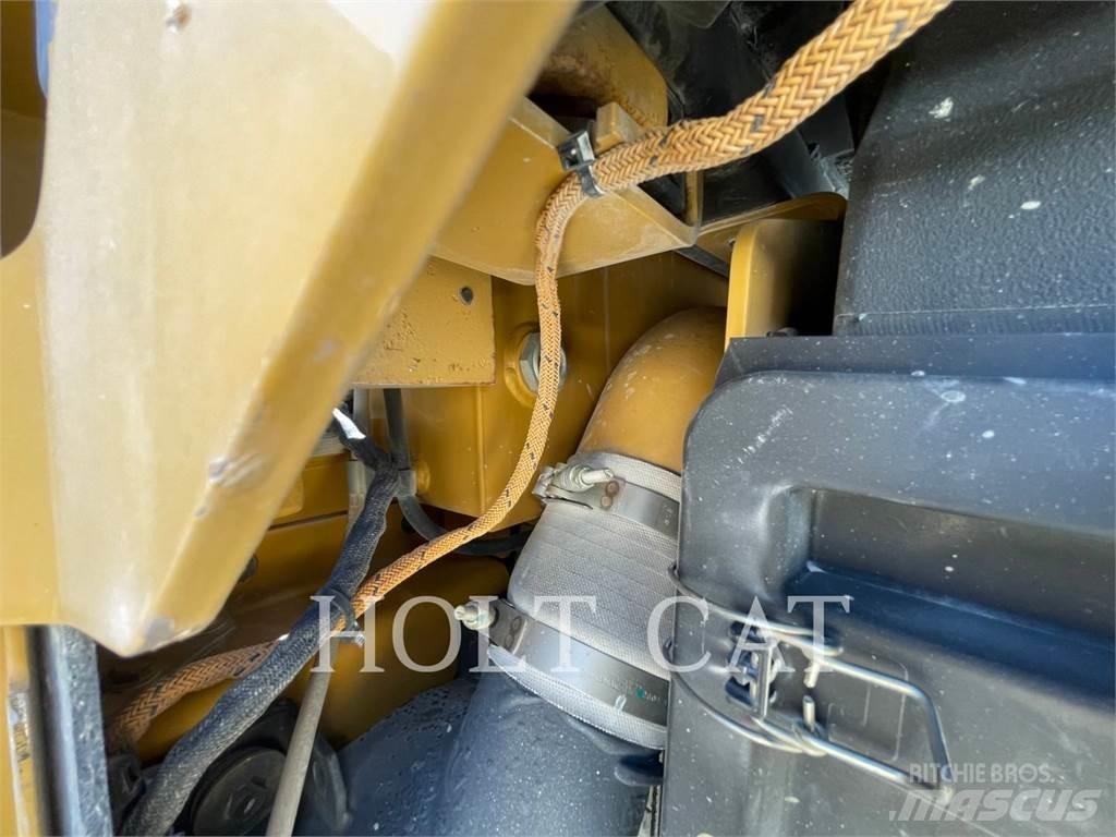 CAT D8T Buldooserid