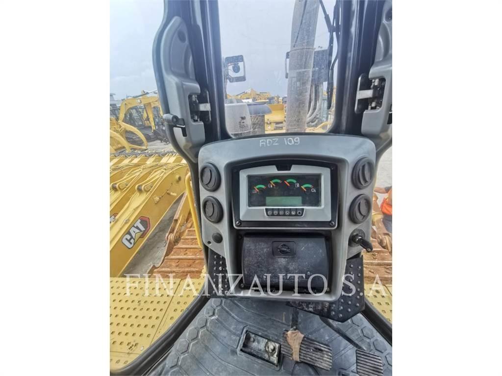 CAT D8T Buldooserid