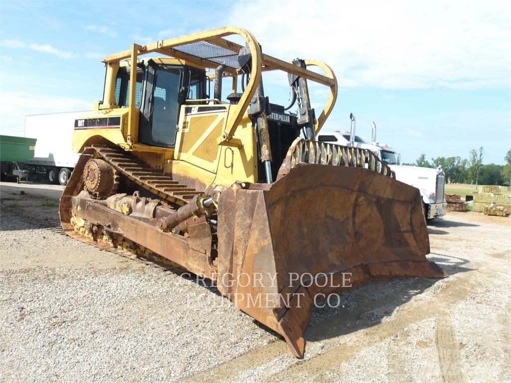 CAT D8T Buldooserid