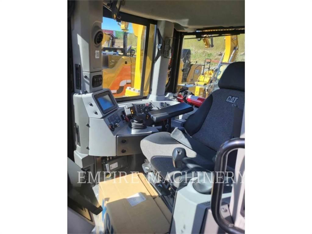 CAT D8T-21 Buldooserid