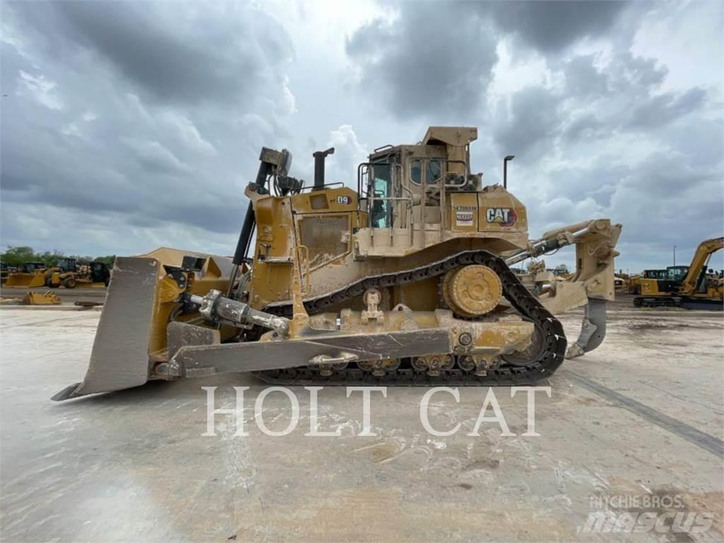 CAT D9 Buldooserid