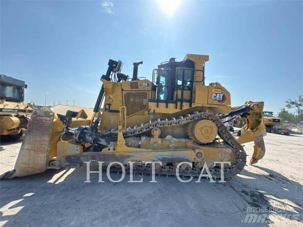 CAT D9 Buldooserid