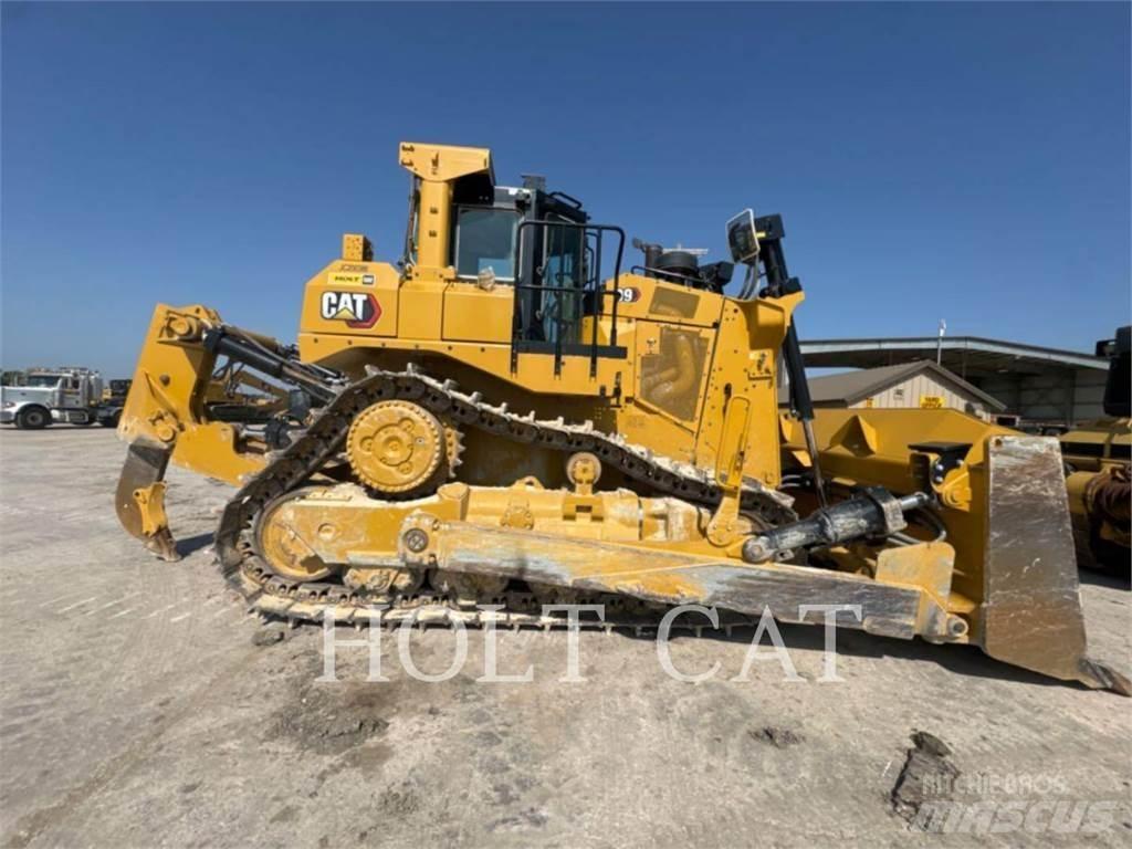 CAT D9 Buldooserid