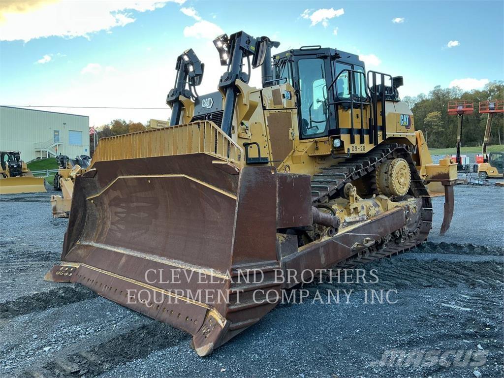 CAT D9 Buldooserid