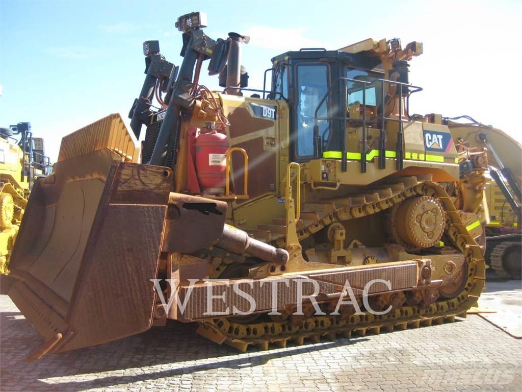 CAT D9T Buldooserid