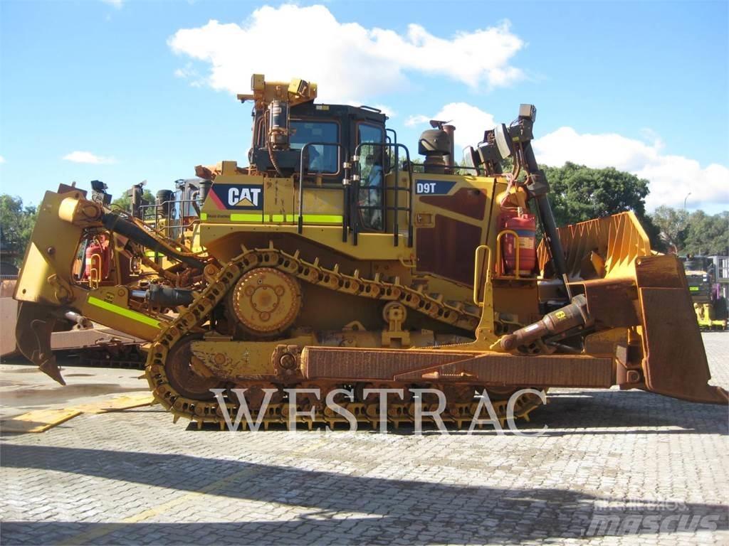 CAT D9T Buldooserid