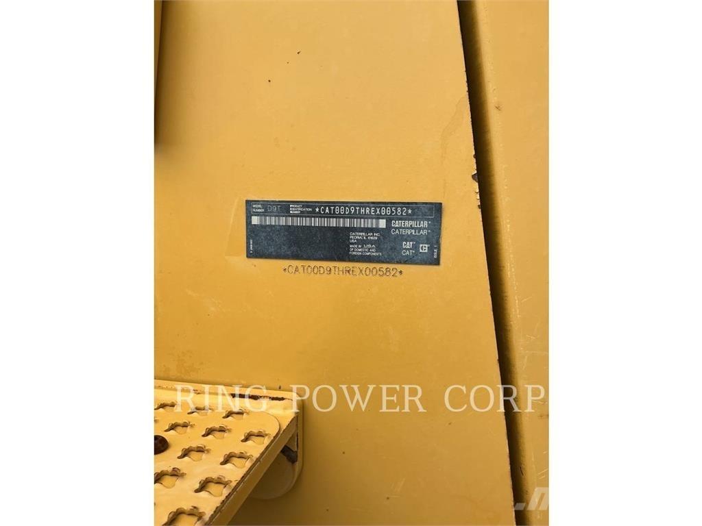 CAT D9T Buldooserid