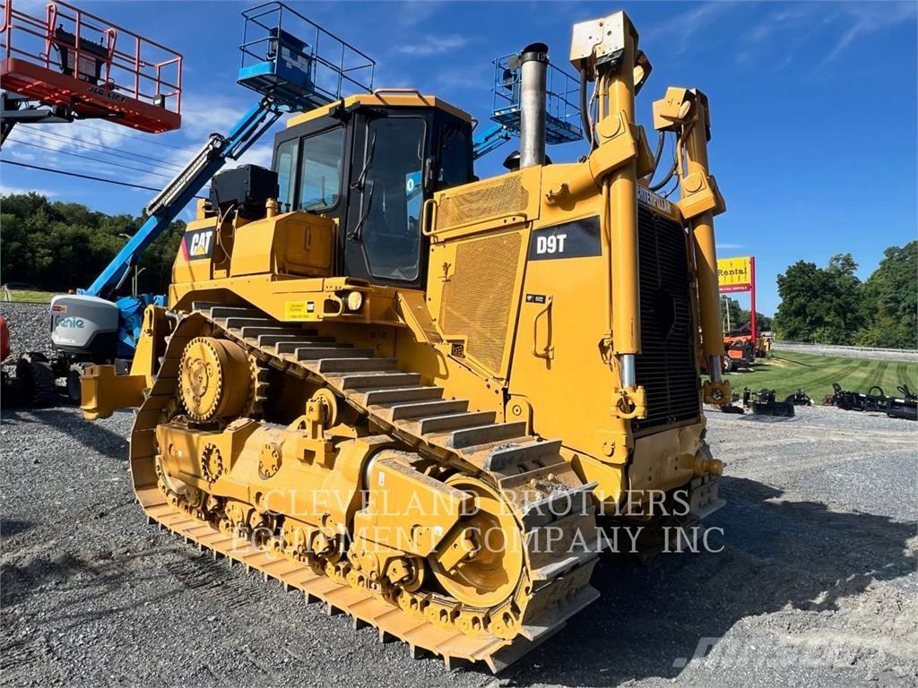CAT D9T Buldooserid
