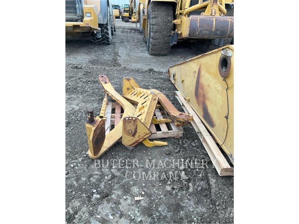CAT FRONT SCARIFIER Kaabitsad