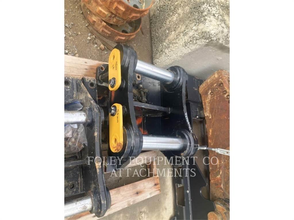 CAT HB140-CB Roomikekskavaatorid