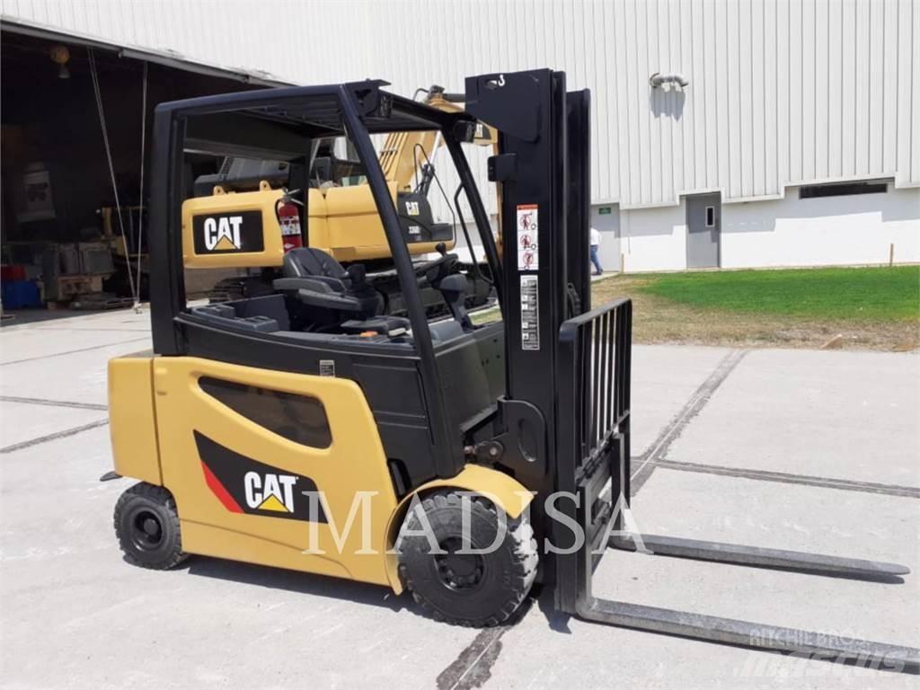 CAT LIFT TRUCKS 2EP5000 Kahveltõstukid - muud