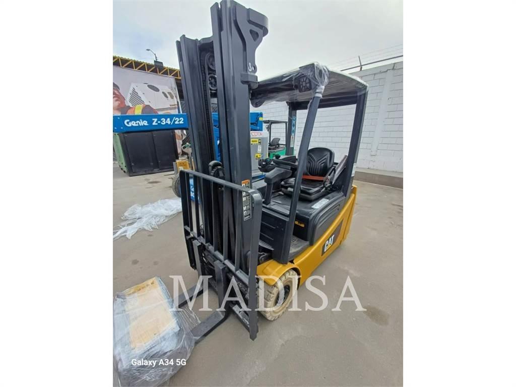 CAT LIFT TRUCKS 2ET3000 Kahveltõstukid - muud
