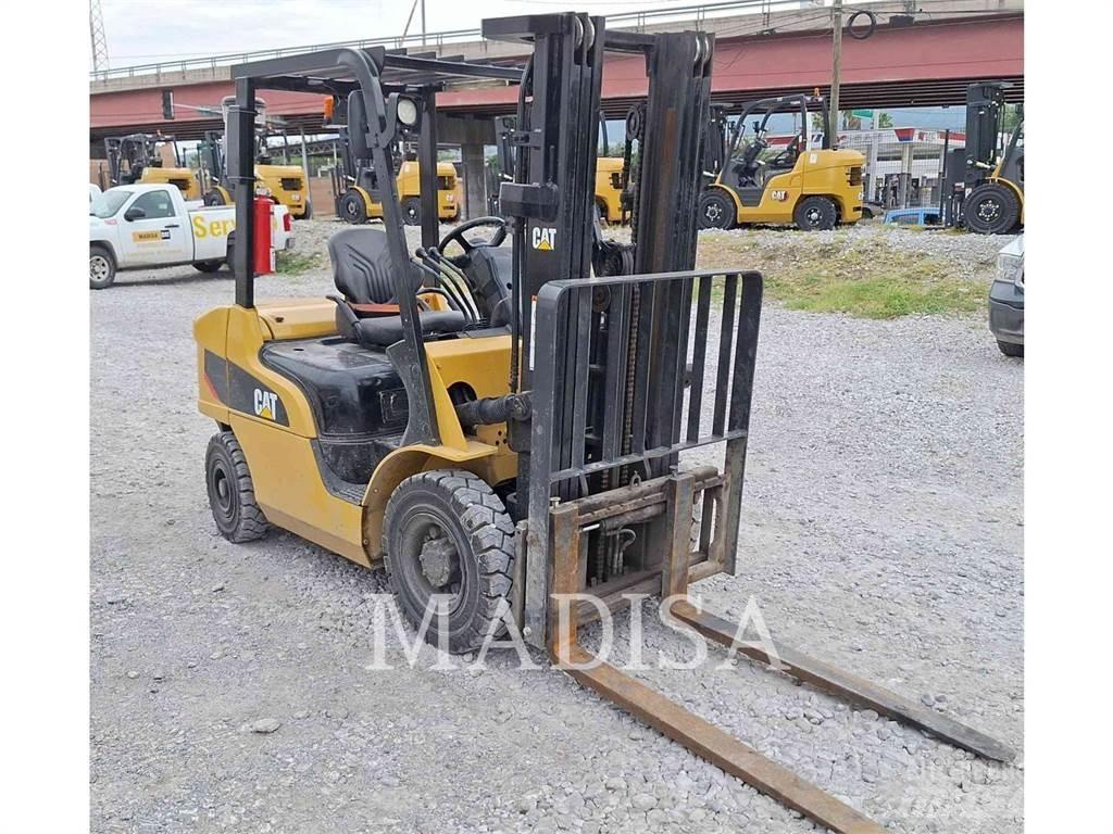 CAT LIFT TRUCKS DP25NM5 Diiseltõstukid
