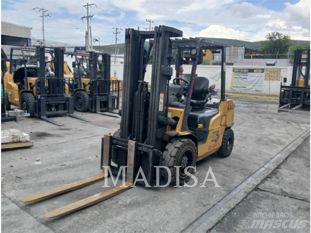CAT LIFT TRUCKS DP30NM Diiseltõstukid