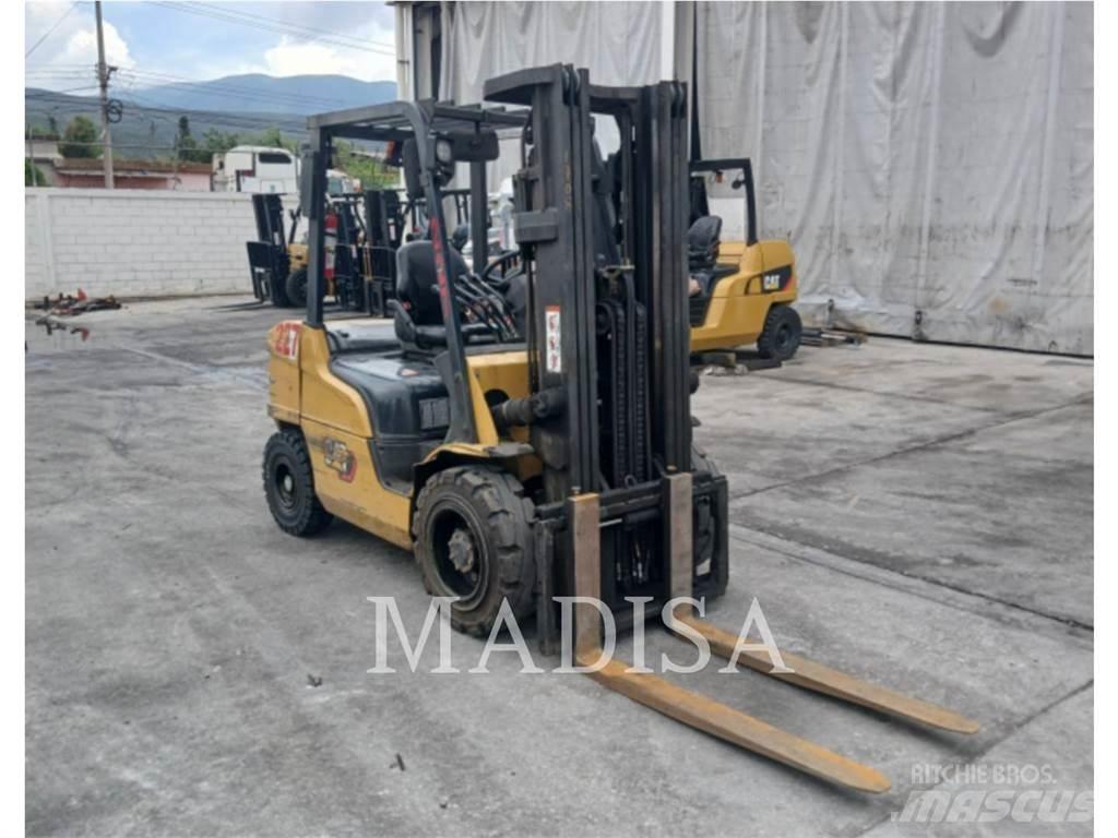 CAT LIFT TRUCKS DP30NM Diiseltõstukid