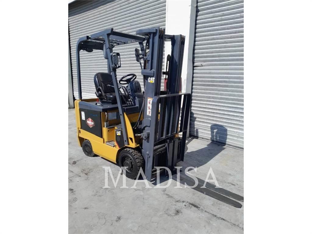CAT LIFT TRUCKS E3500 Kahveltõstukid - muud