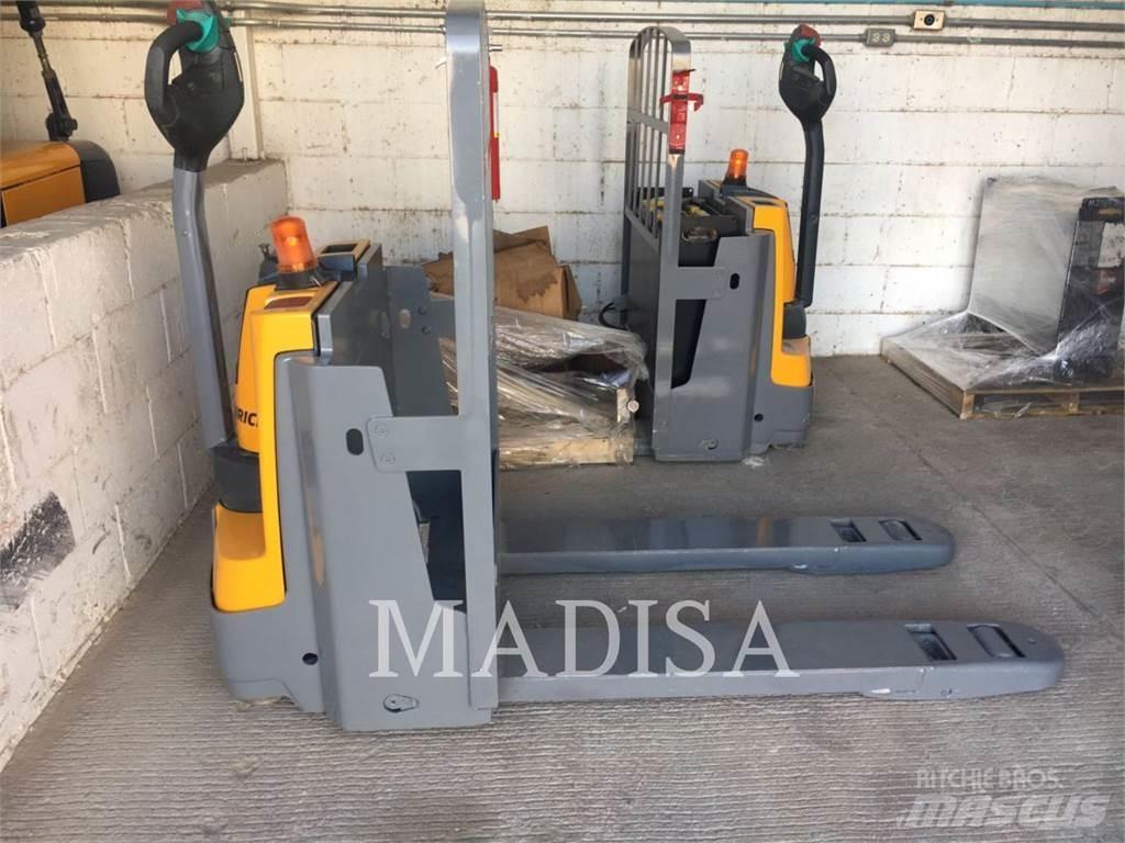 CAT LIFT TRUCKS EJE120E Kahveltõstukid - muud