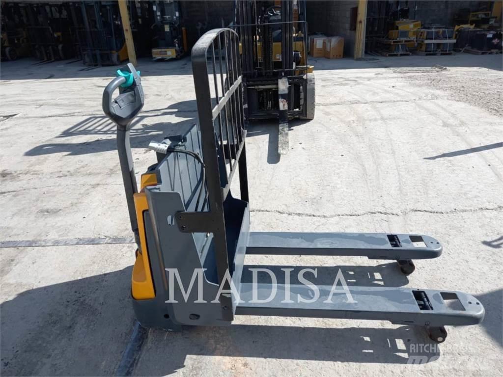 CAT LIFT TRUCKS EJE120E Kahveltõstukid - muud