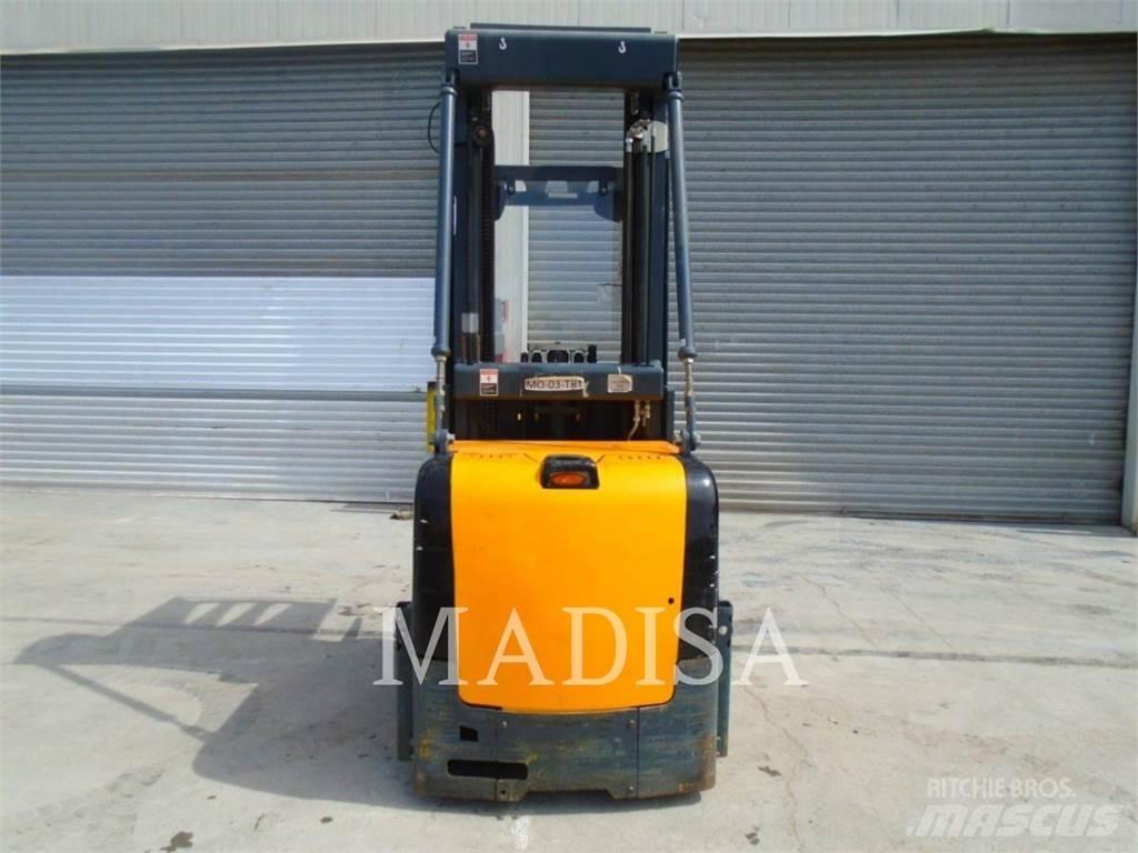 CAT LIFT TRUCKS EKS308 Kahveltõstukid - muud