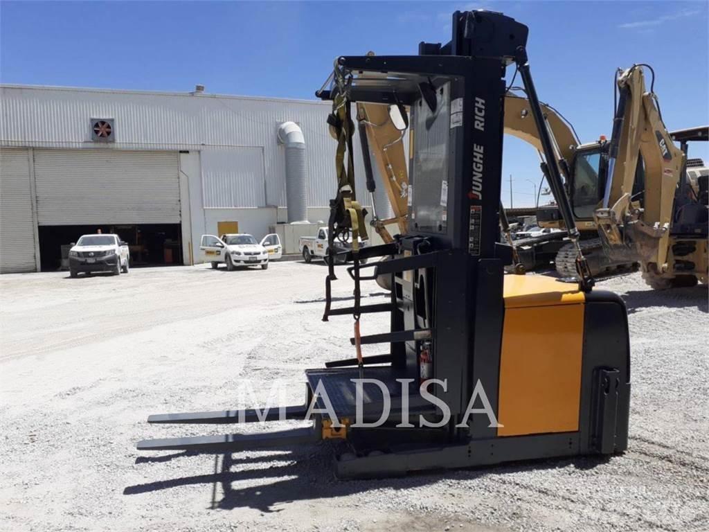 CAT LIFT TRUCKS EKS308 Kahveltõstukid - muud
