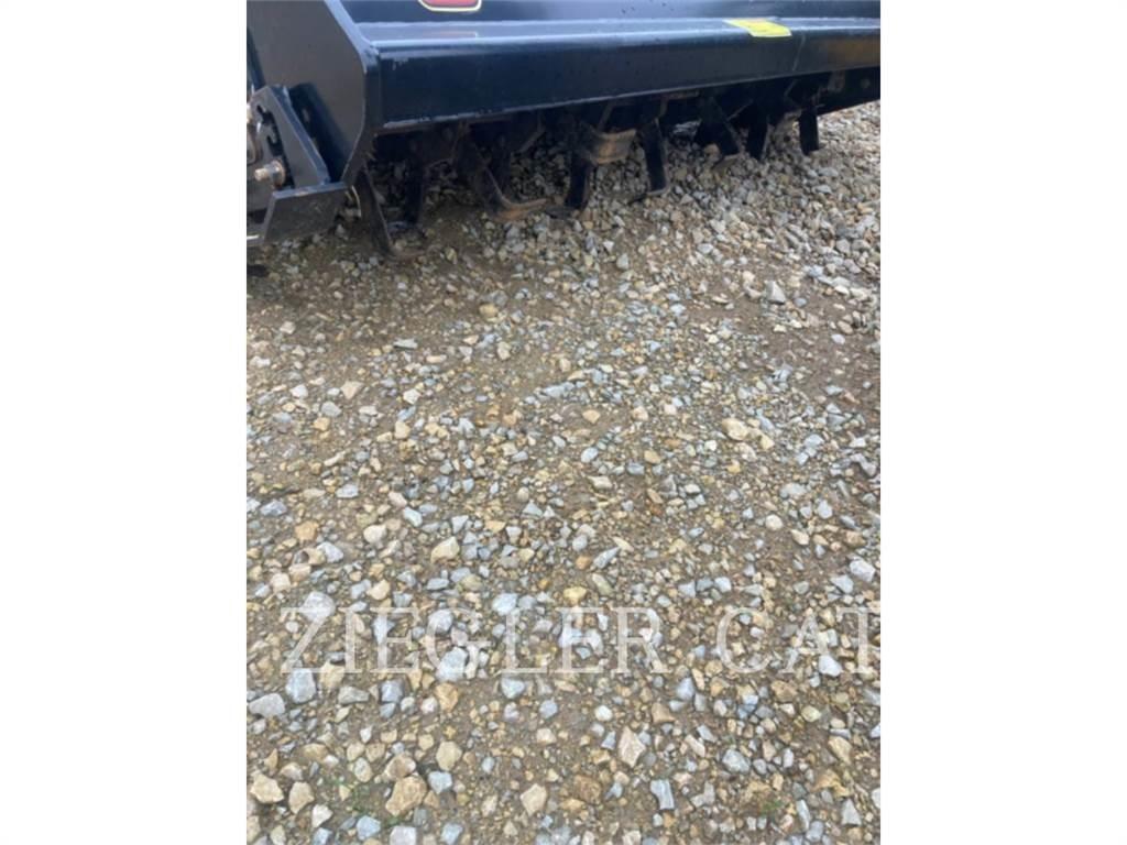 CAT LT118 Randaalid/mullafreesid