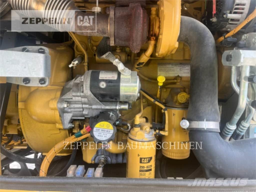 CAT M315D Ratasekskavaatorid