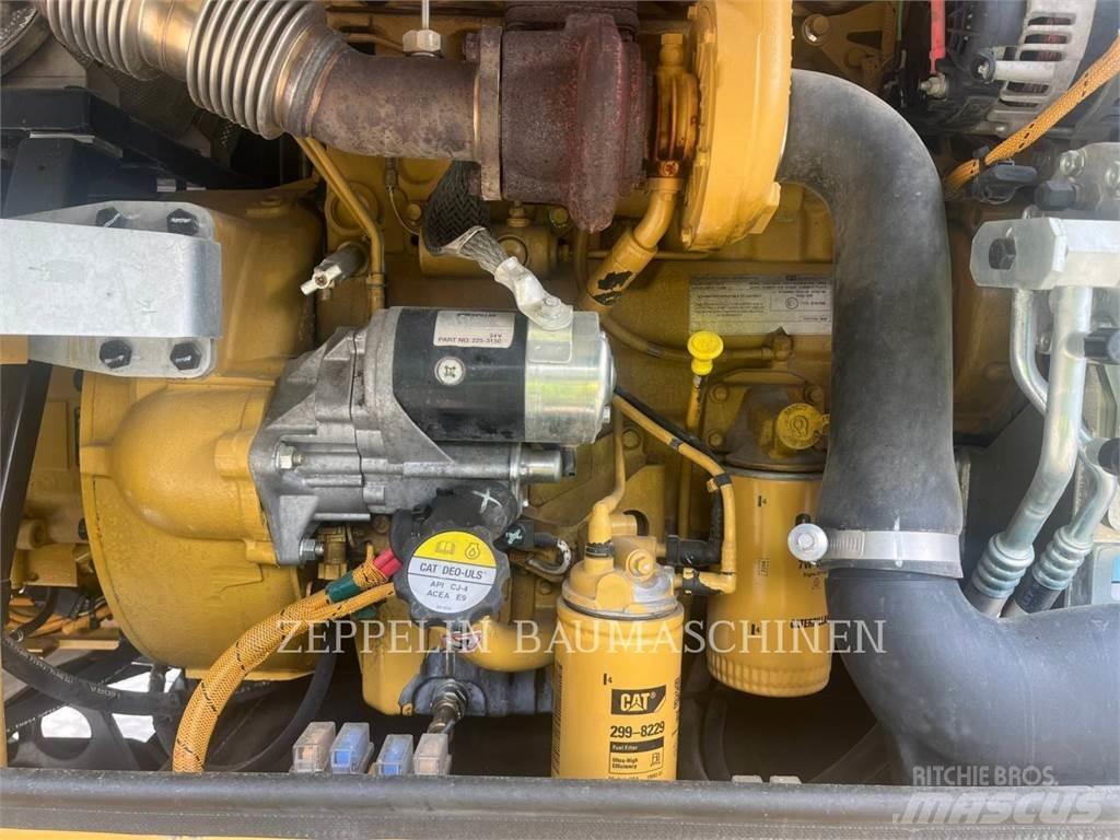 CAT M315D Ratasekskavaatorid