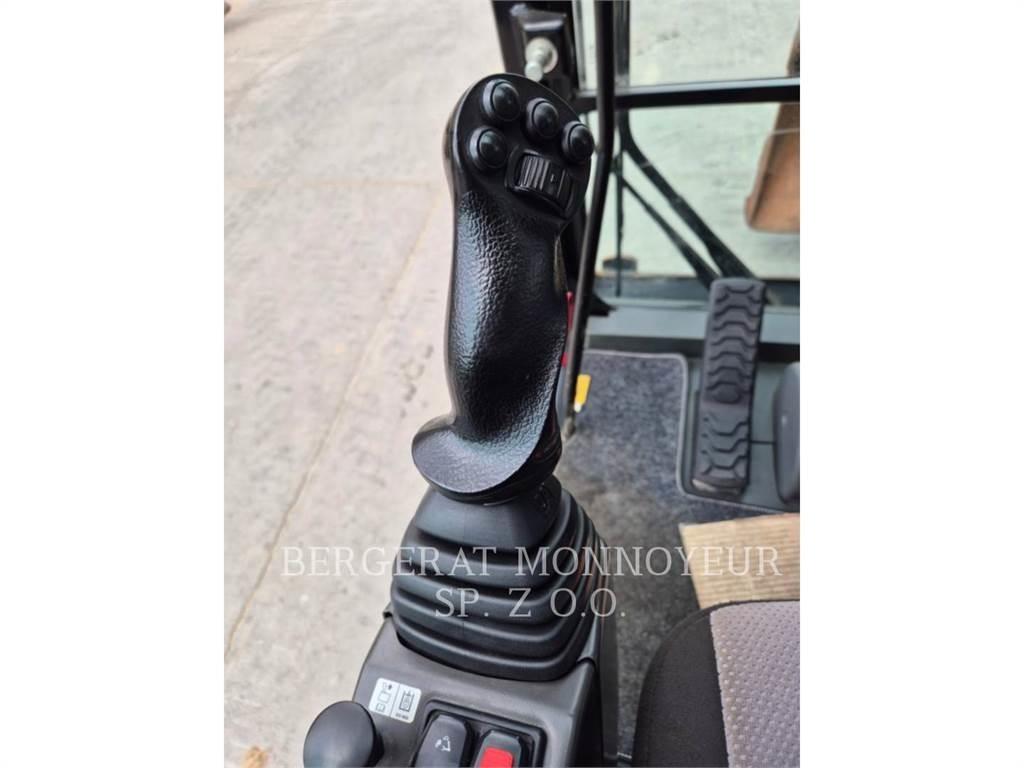 CAT M315F Ratasekskavaatorid