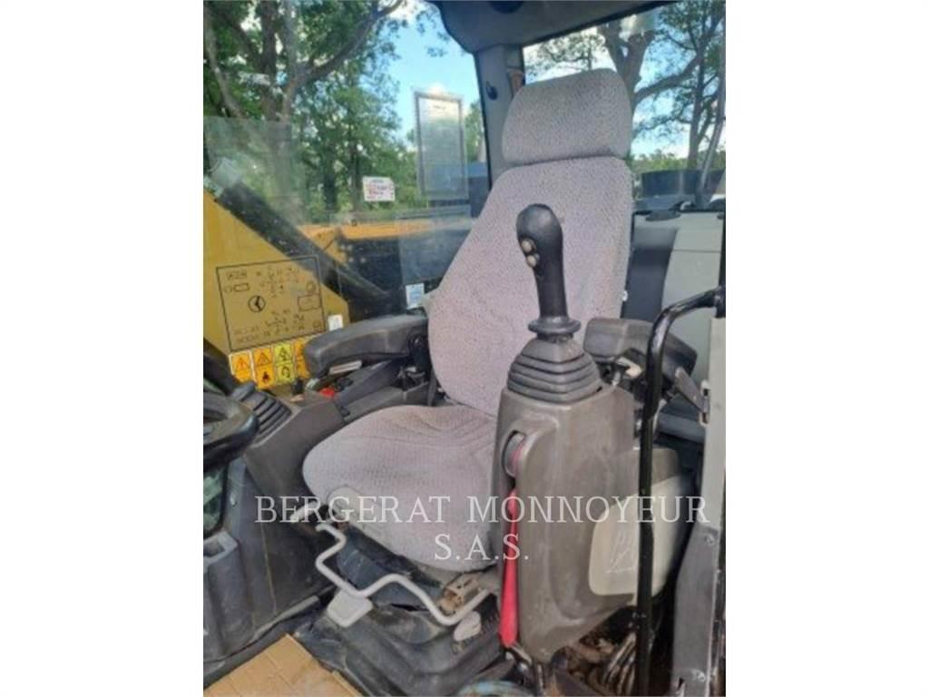 CAT M315F IVC Ratasekskavaatorid