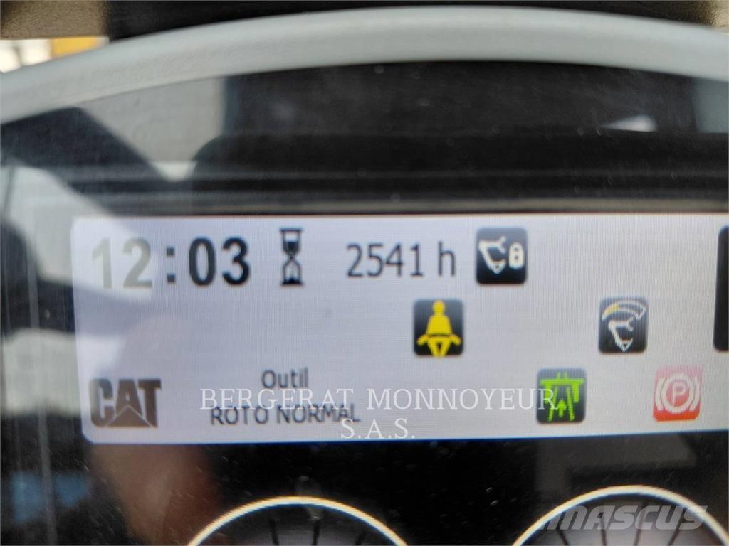 CAT M315F IVC Ratasekskavaatorid