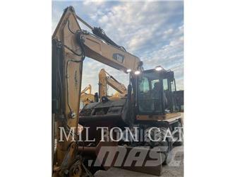 CAT M320F Ratasekskavaatorid