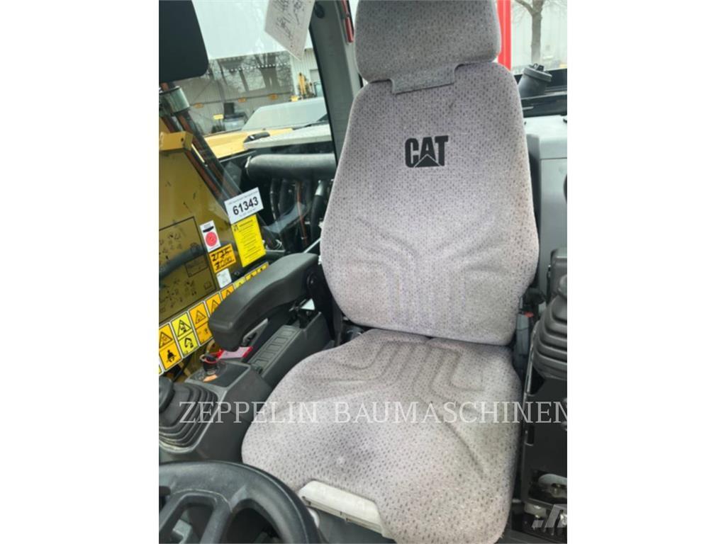 CAT M320F Ratasekskavaatorid