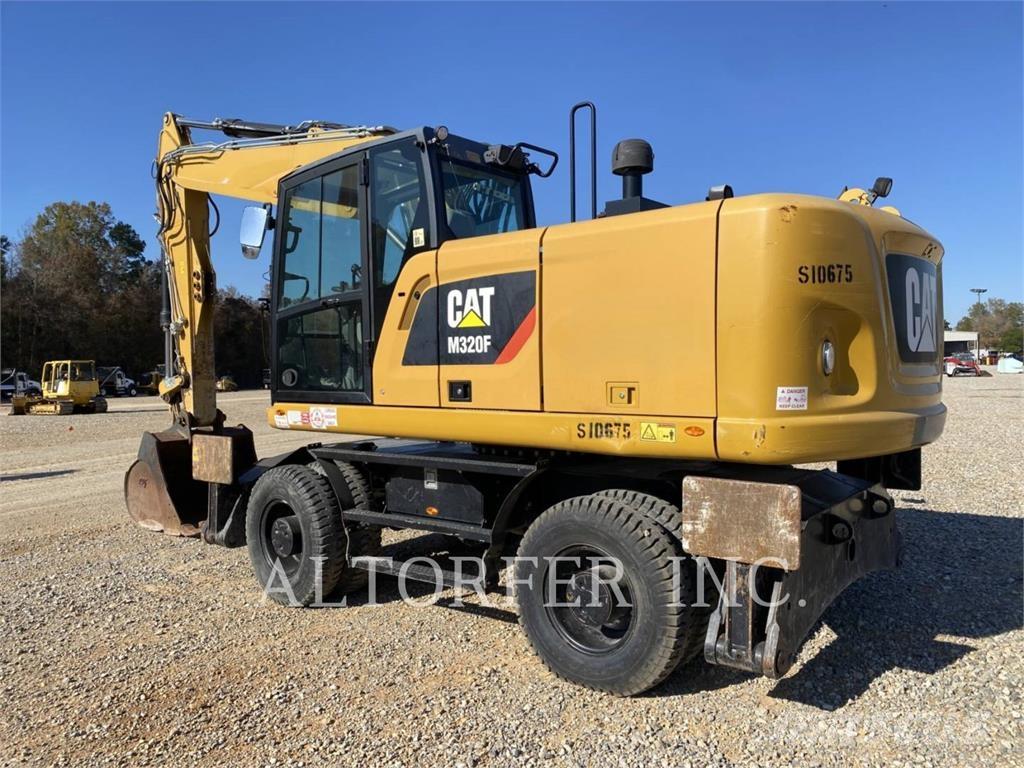 CAT M320F Ratasekskavaatorid