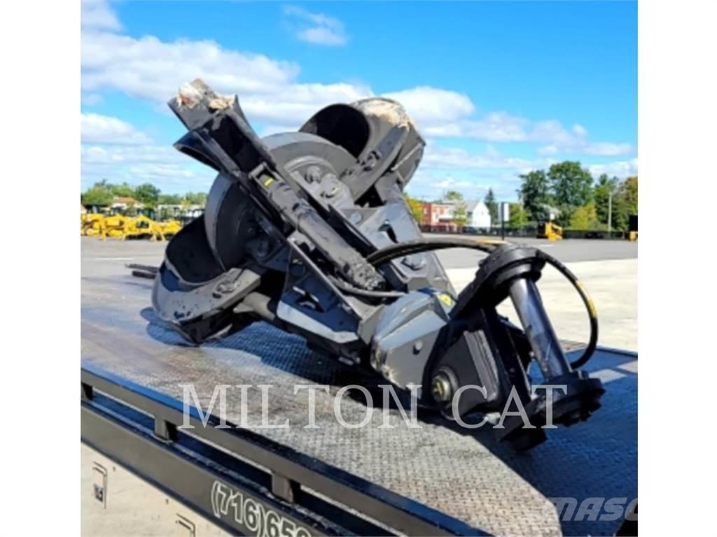 CAT MH3026 Ratasekskavaatorid