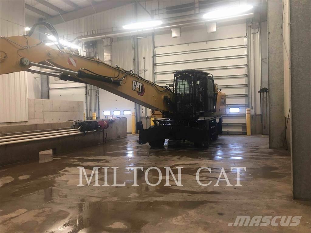 CAT MH3026 Ratasekskavaatorid