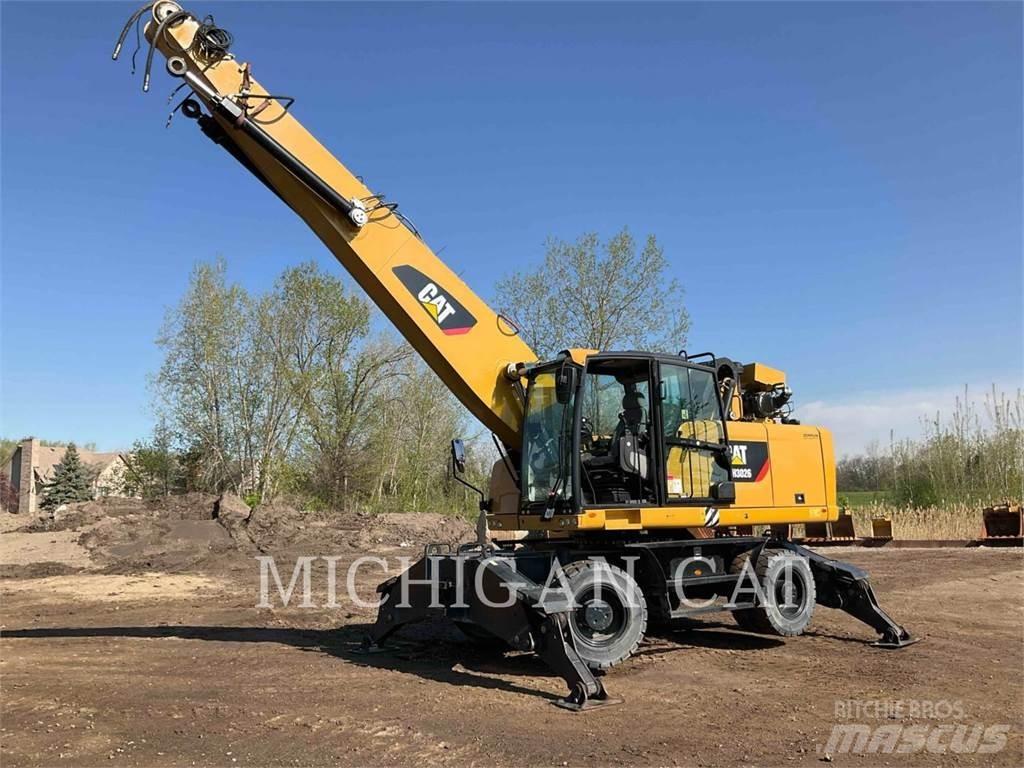 CAT MH3026 Ratasekskavaatorid