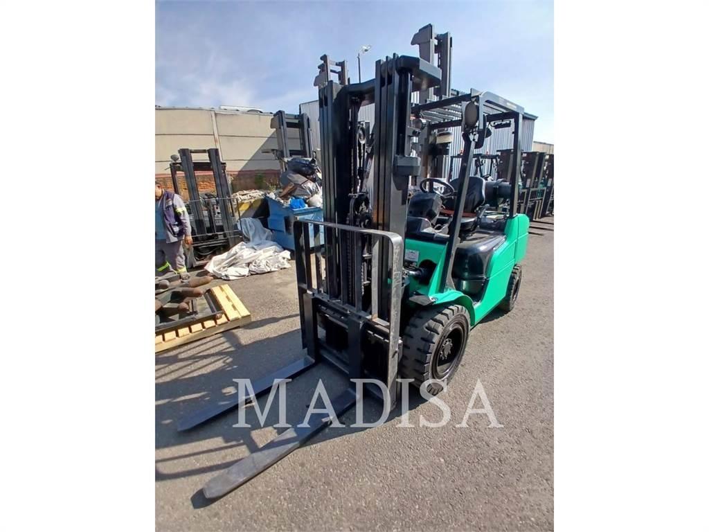 CAT MITSUBISHI FG30N-LP Kahveltõstukid - muud