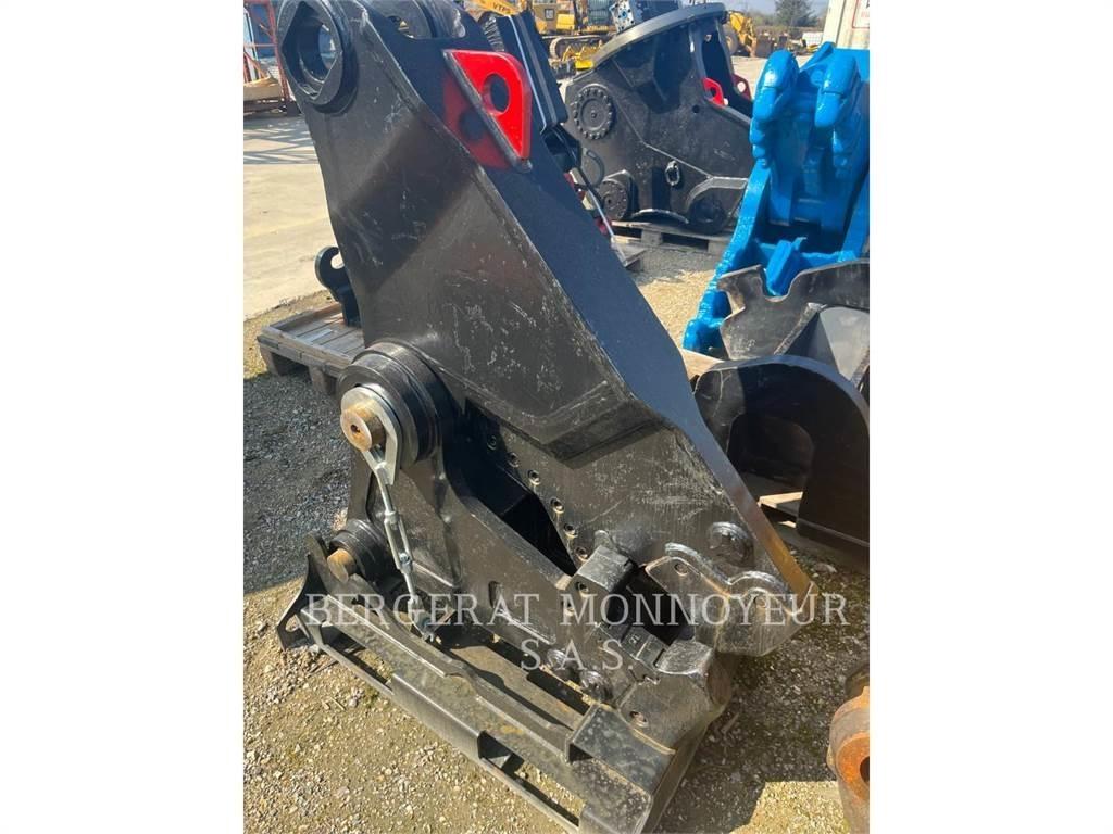 CAT MP318/CC Muu