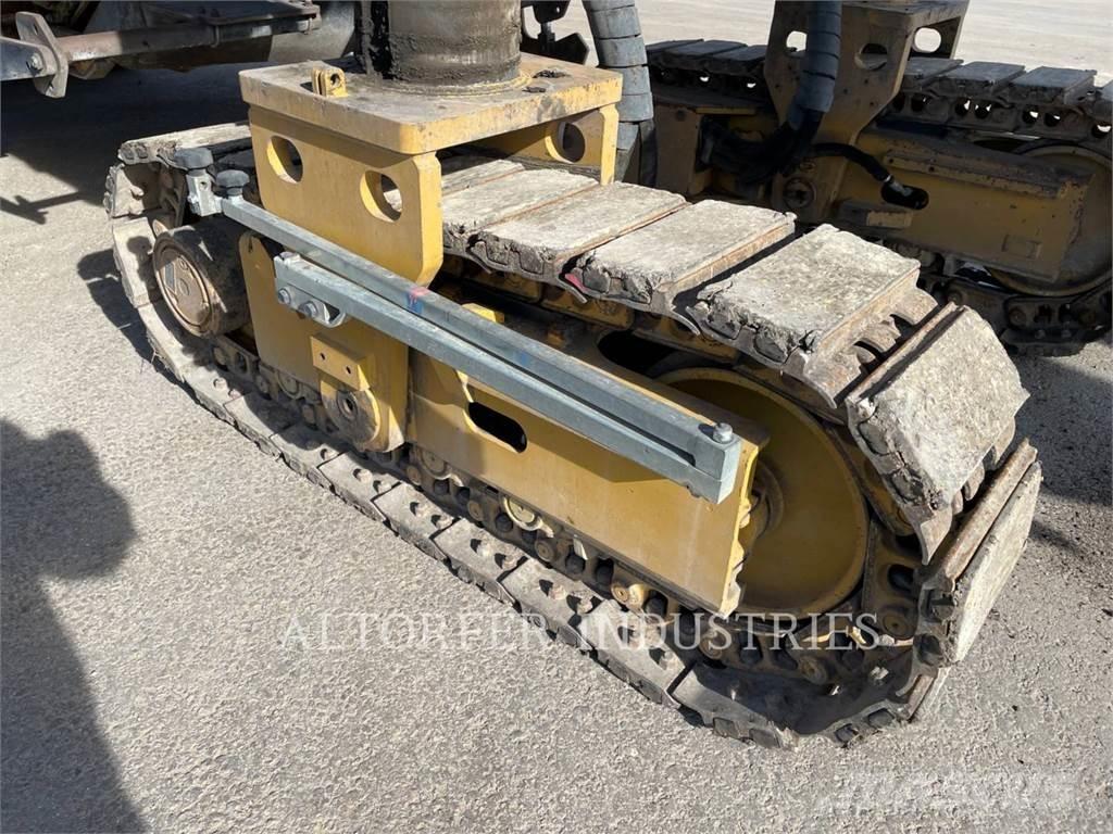 CAT PM825 Asfaldi külmfreesimise masinad