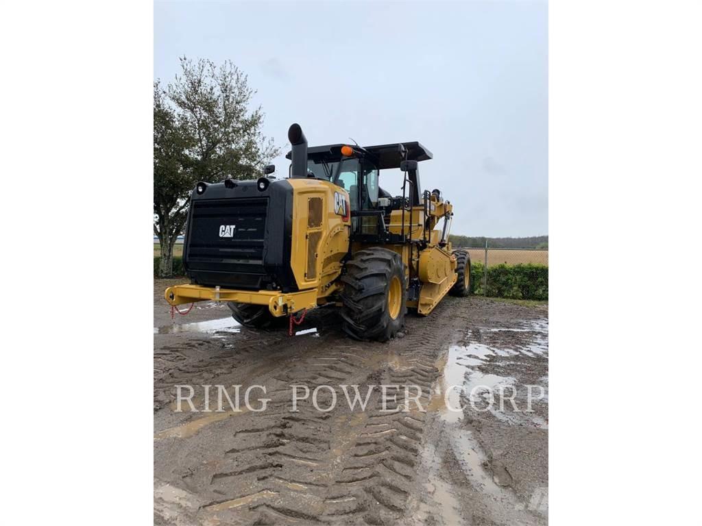 CAT RM400 Asfaldi taaskasutuse masinad
