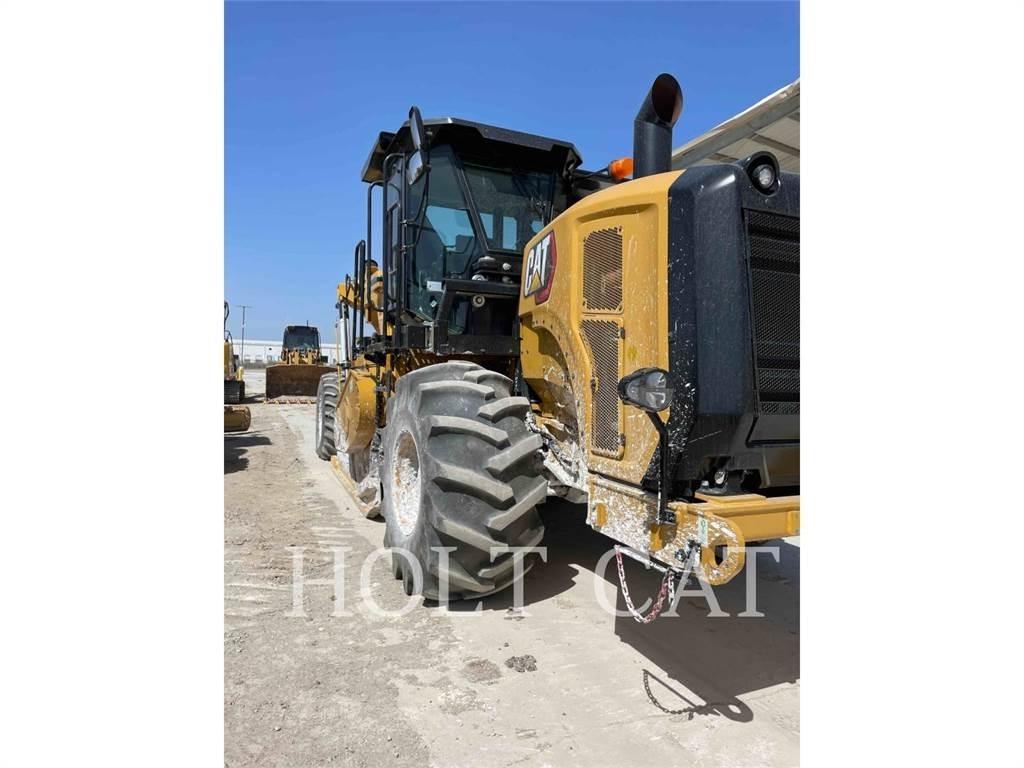 CAT RM400 CAB Asfaldi taaskasutuse masinad