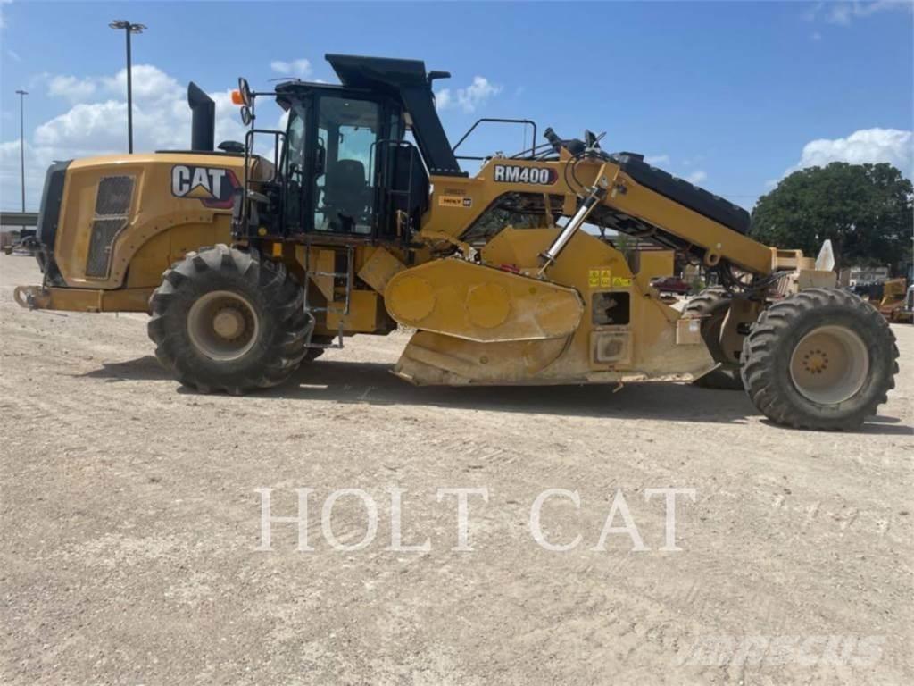 CAT RM400 CAB Rataslaadurid