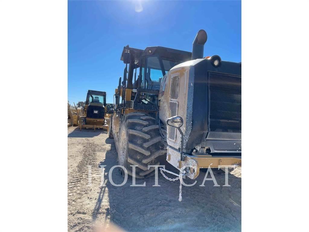 CAT RM400 CAB Asfaldi taaskasutuse masinad
