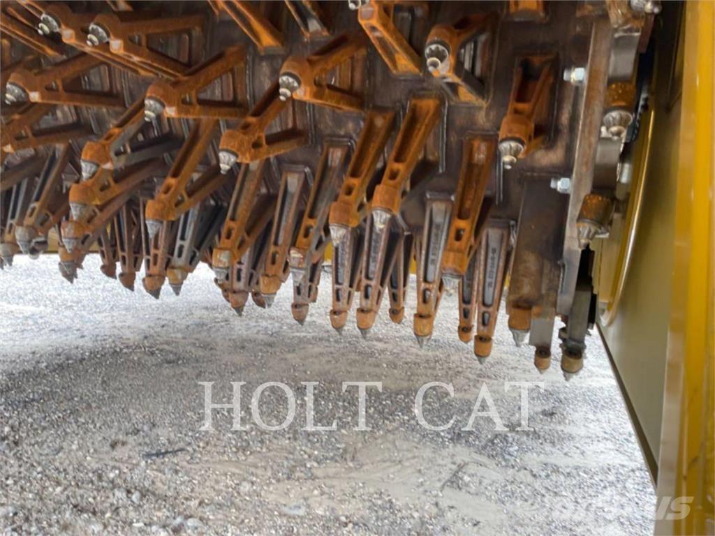 CAT RM500B CAB Asfaldi taaskasutuse masinad