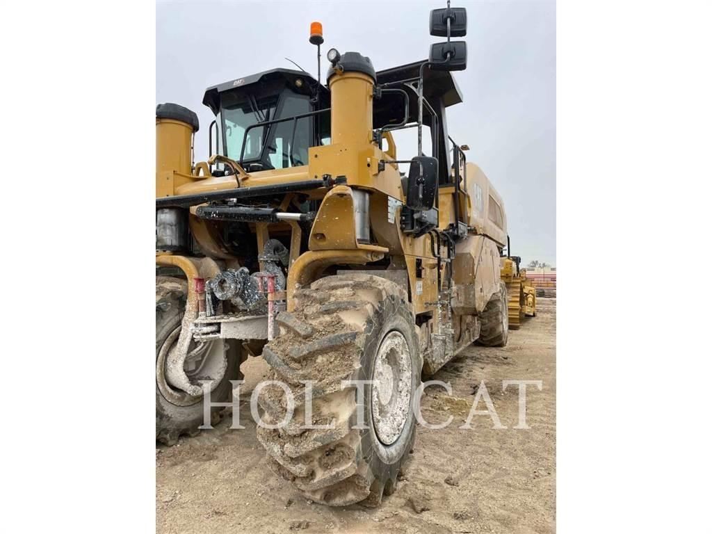 CAT RM600 CAB Asfaldi taaskasutuse masinad